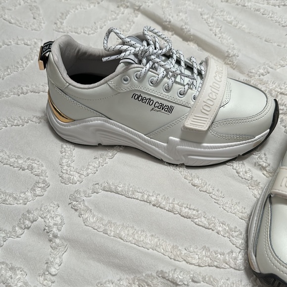 Roberto Cavalli Shoes - Picture 2 of 6